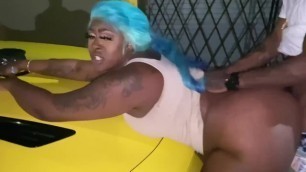 Thick Fat Pussy Ebony Fucks a Fan outside in Miami ????