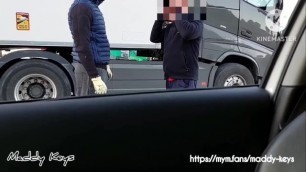 Francaise Propose Une Fellation Gratuite à un Chauffeur Routier Si Il La Laisse Filmer La Scene